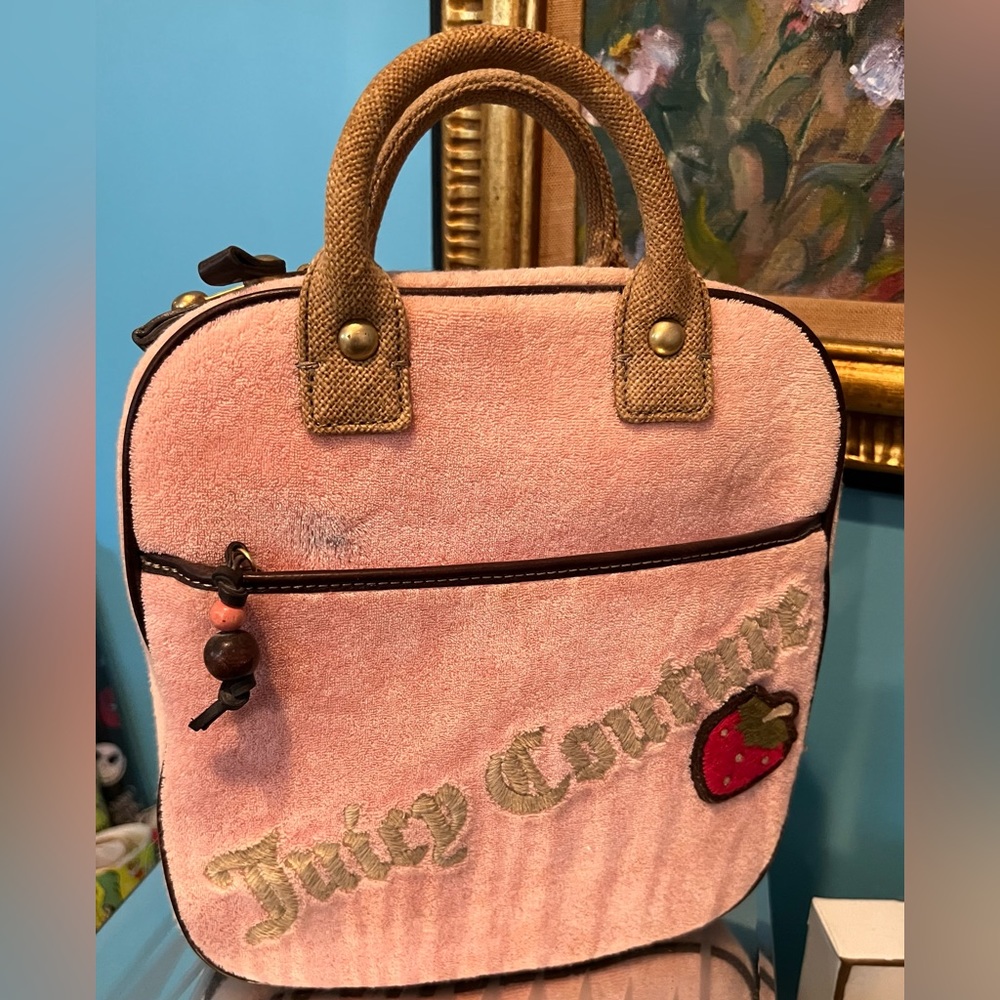 Juicy Y2K makeup travel bag 🍓